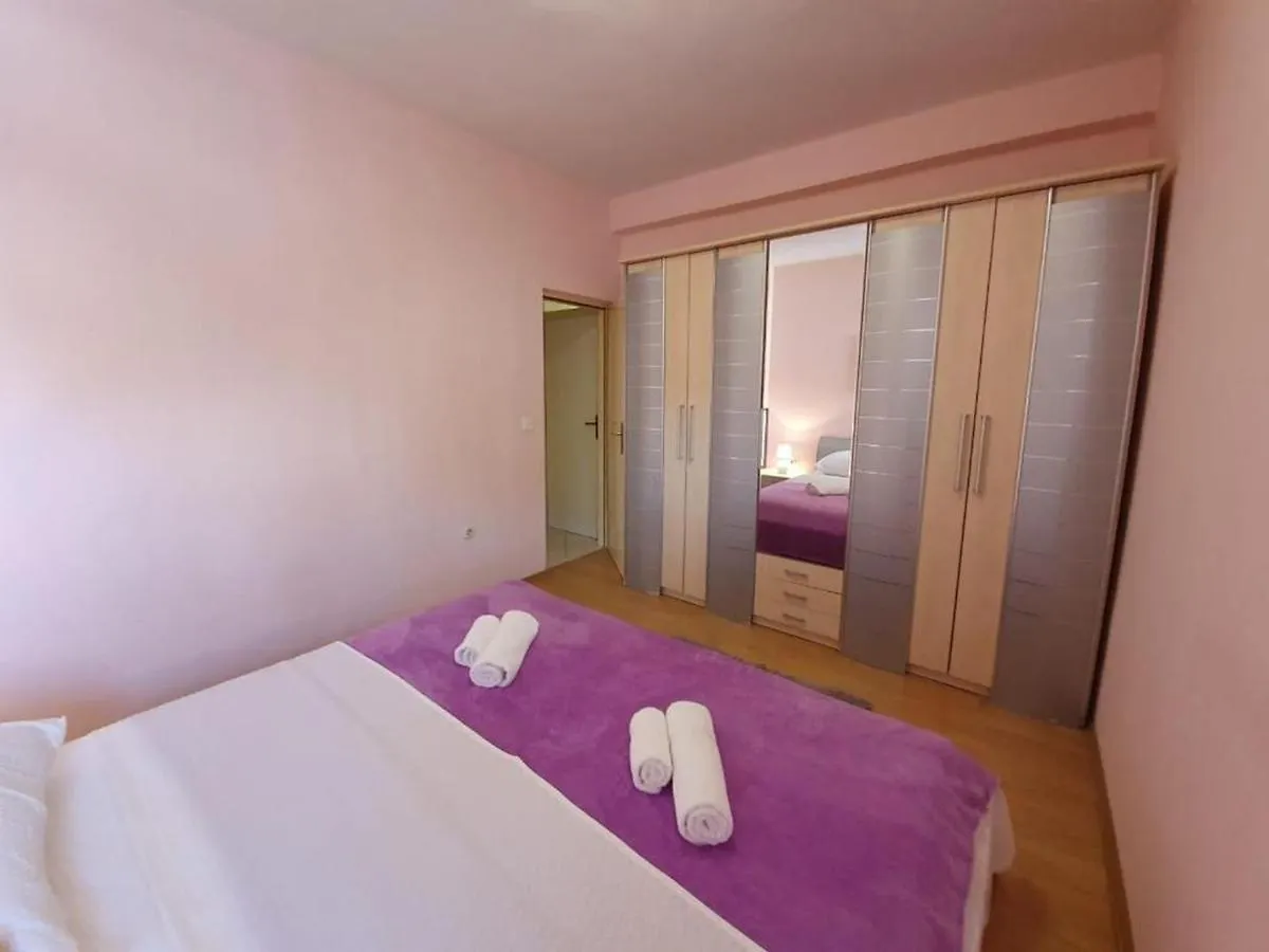 Holiday Apartment In Okrug Gornji With Terrace, Air Conditioning, Wifi, Washing Machine 5059-3 Trogir 0*,  Croatia